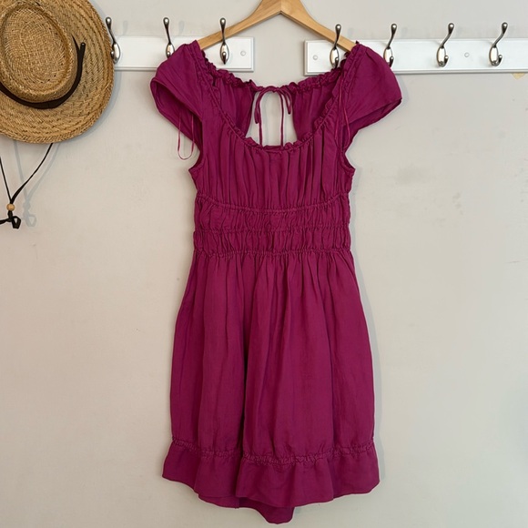Anthropologie Dresses & Skirts - Anthropologie magenta linen blend cutout dress. Size medium or large. Like new.